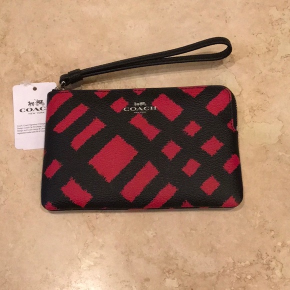 ❤️❤️NWT❤️❤️Authentic COACH Red & Black wristlet - Picture 7 of 7
